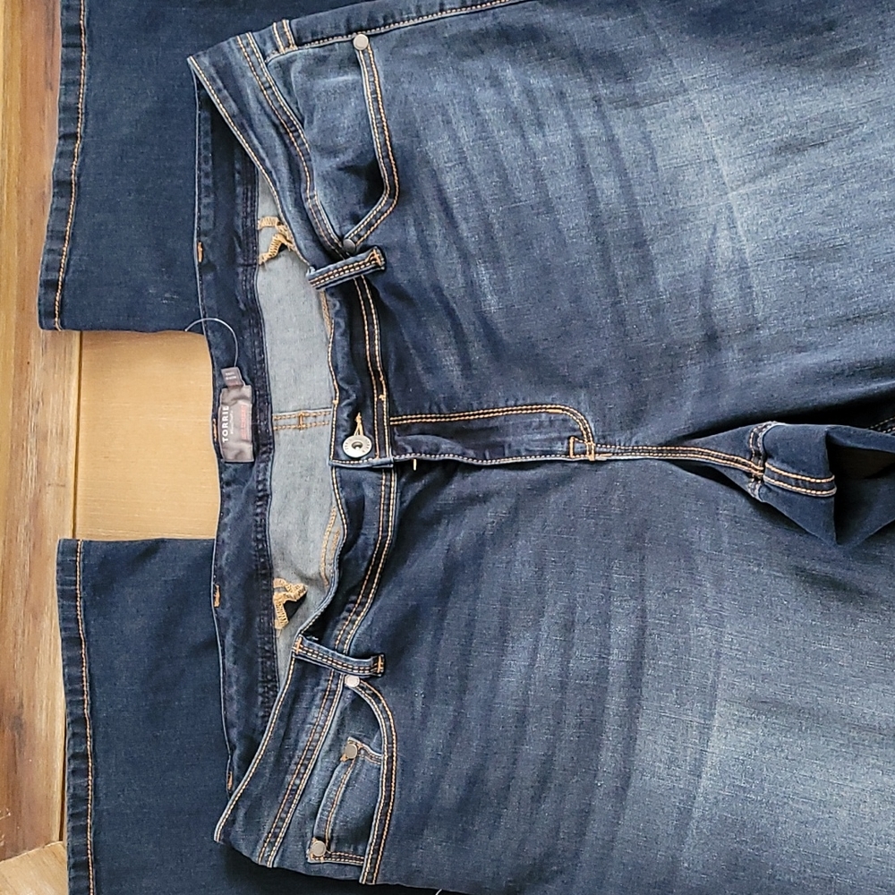Torrid Dark Wash Luxe Slim Boot Cut Jeans Size 24 - Picture 4 of 7